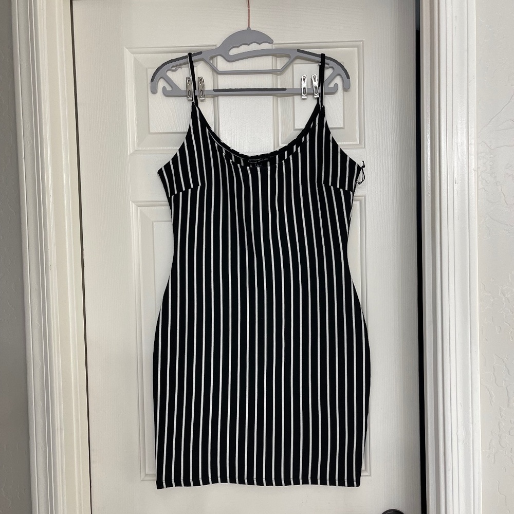 Black & White striped bodycon mini dress NWT